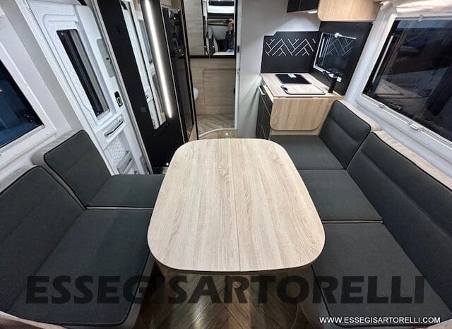 PROMO KM ZERO CHAUSSON 650 GAMMA 2024 BASCULANTE GARAGE 636 CM pieno