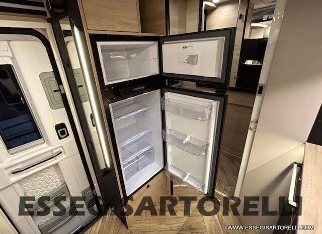 PROMO KM ZERO CHAUSSON 650 GAMMA 2024 BASCULANTE GARAGE 636 CM pieno