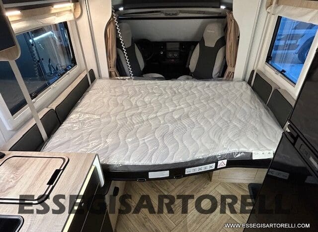 PROMO KM ZERO CHAUSSON 650 GAMMA 2024 BASCULANTE GARAGE 636 CM pieno