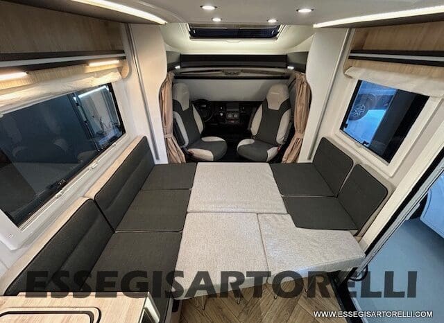 PROMO KM ZERO CHAUSSON 650 GAMMA 2024 BASCULANTE GARAGE 636 CM pieno