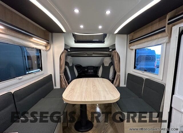 PROMO KM ZERO CHAUSSON 650 GAMMA 2024 BASCULANTE GARAGE 636 CM pieno