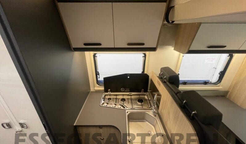 ADRIA SUNLIVING S 75 SL GARAGE LETTI GEMELLI E BASCULANTE 2024 pieno