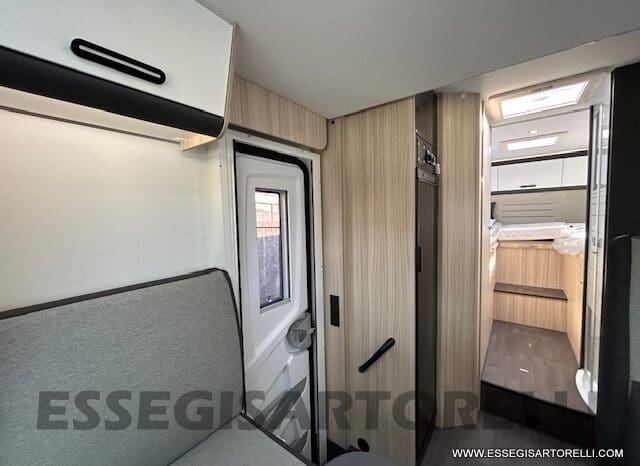 ADRIA SUNLIVING S 75 SL GARAGE LETTI GEMELLI E BASCULANTE 2024 pieno