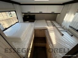 ADRIA SUNLIVING S 75 SL GARAGE LETTI GEMELLI E BASCULANTE 2024 pieno