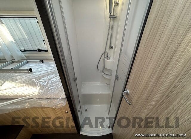 ADRIA SUNLIVING S 75 SL GARAGE LETTI GEMELLI E BASCULANTE 2024 pieno