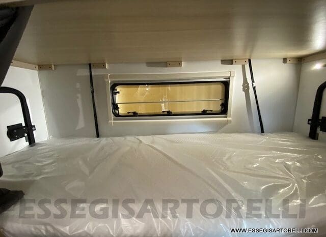 ADRIA SUNLIVING A 70 DK 699 CM 7 POSTI 2024 DOPPIA DINETTE GARAGE pieno