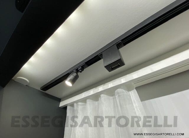 ADRIA SUNLIVING A 70 DK 699 CM 7 POSTI 2024 DOPPIA DINETTE GARAGE pieno