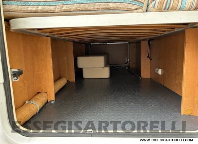 ROLLER TEAM AUTOROLLER 2 GARAGE MANSARDATO 6 POSTI 2009 671 CM pieno