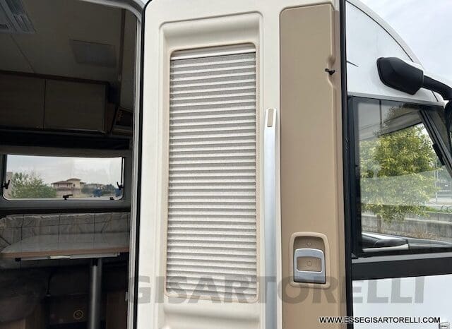 BURSTNER VISEO 690 G GARAGE MOTORHOME FULL 150 CV 2014 UNIPROPRIETARIO 696 CM pieno