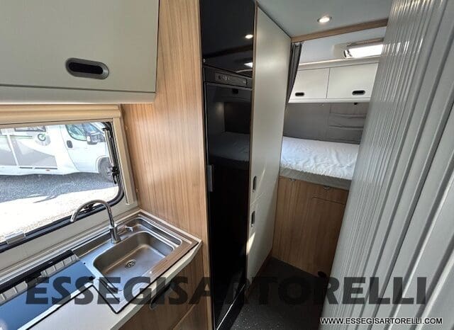 ADRIA SUNLIVING A 75 DP MAXI GARAGE 6 POSTI OMOLOGATI 2018 FULL KM 44.632 pieno