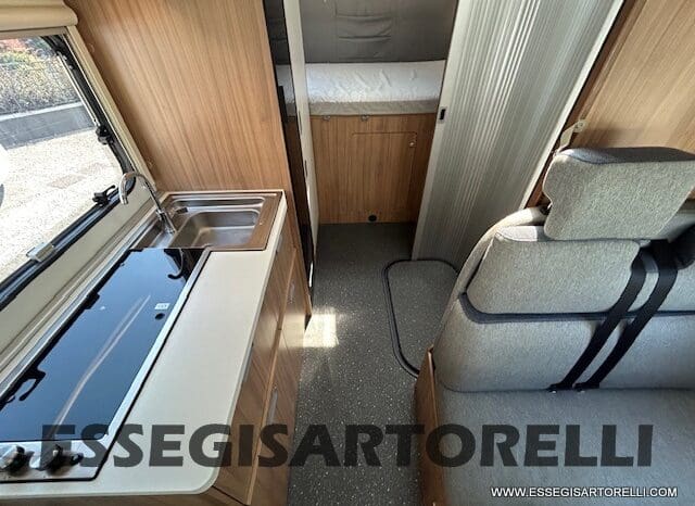 ADRIA SUNLIVING A 75 DP MAXI GARAGE 6 POSTI OMOLOGATI 2018 FULL KM 44.632 pieno