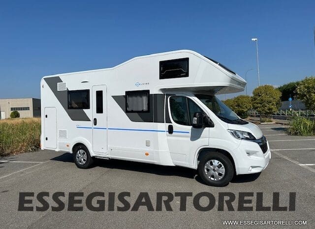 ADRIA SUNLIVING A 70 DK 699 CM 7 POSTI 2024 DOPPIA DINETTE GARAGE pieno