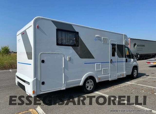 ADRIA SUNLIVING S 75 SL GARAGE LETTI GEMELLI E BASCULANTE 2024 pieno