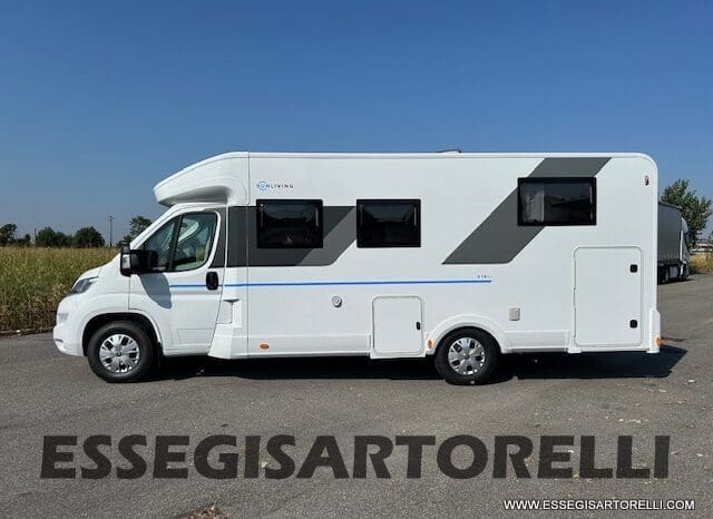 ADRIA SUNLIVING S 75 SL GARAGE LETTI GEMELLI E BASCULANTE 2024 pieno