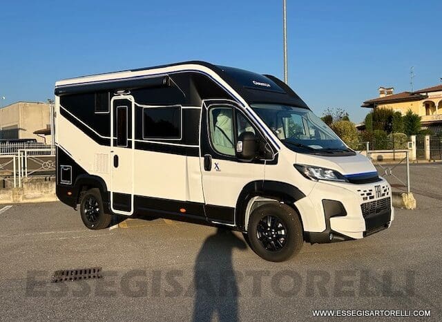 CHAUSSON NEW X 550 EXCLUSIVE LINE GAMMA 2025 599 CM SEMINTEGRALE COMPATTO BASCULANTE pieno