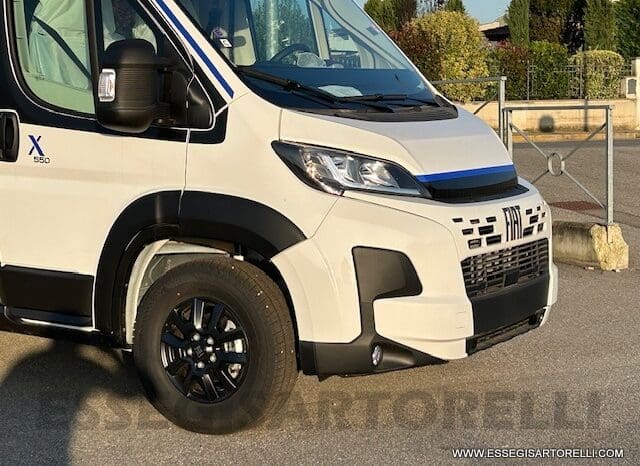 CHAUSSON NEW X 550 EXCLUSIVE LINE GAMMA 2025 599 CM SEMINTEGRALE COMPATTO BASCULANTE pieno