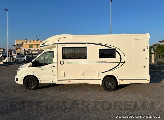 CHAUSSON FIRST LINE 640 GAMMA 2025 699 CM SEMINTEGRALE BASCULANTE E GARAGE pieno