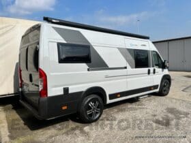 NOLEGGIO CAMPER PURO VAN LETTI GEMELLI 4 VIAGGIO 636 cm