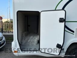 CHAUSSON FIRST LINE 640 GAMMA 2025 699 CM SEMINTEGRALE BASCULANTE E GARAGE pieno