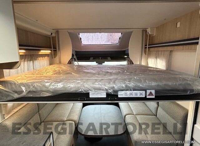 CHAUSSON FIRST LINE 640 GAMMA 2025 699 CM SEMINTEGRALE BASCULANTE E GARAGE pieno