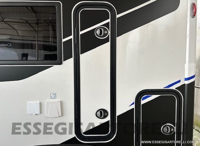 CHAUSSON NEW X 550 EXCLUSIVE LINE GAMMA 2025 599 CM SEMINTEGRALE COMPATTO BASCULANTE pieno