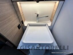 CHAUSSON NEW X 550 EXCLUSIVE LINE GAMMA 2025 599 CM SEMINTEGRALE COMPATTO BASCULANTE pieno