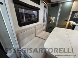 CHAUSSON NEW X 550 EXCLUSIVE LINE GAMMA 2025 599 CM SEMINTEGRALE COMPATTO BASCULANTE pieno