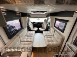 CHAUSSON NEW X 550 EXCLUSIVE LINE GAMMA 2025 599 CM SEMINTEGRALE COMPATTO BASCULANTE pieno