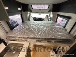 CHAUSSON NEW X 550 EXCLUSIVE LINE GAMMA 2025 599 CM SEMINTEGRALE COMPATTO BASCULANTE pieno