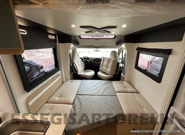 CHAUSSON NEW X 550 EXCLUSIVE LINE GAMMA 2025 599 CM SEMINTEGRALE COMPATTO BASCULANTE pieno