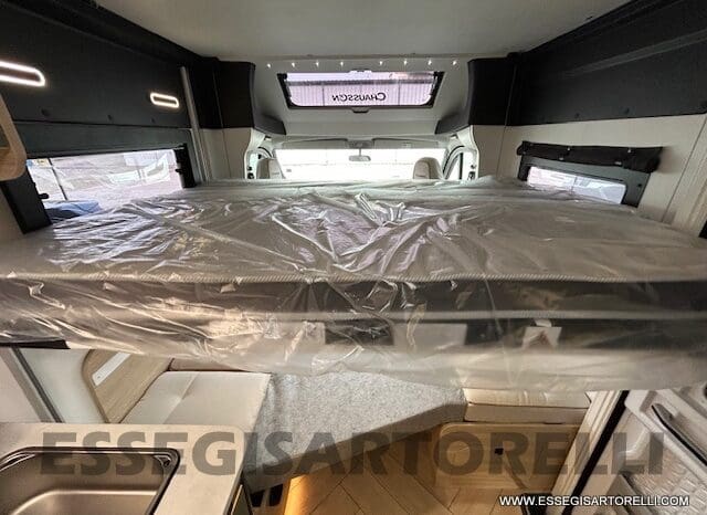 CHAUSSON NEW X 550 EXCLUSIVE LINE GAMMA 2025 599 CM SEMINTEGRALE COMPATTO BASCULANTE pieno