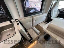 CHAUSSON NEW X 550 EXCLUSIVE LINE GAMMA 2025 599 CM SEMINTEGRALE COMPATTO BASCULANTE pieno