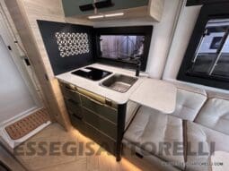 CHAUSSON NEW X 550 EXCLUSIVE LINE GAMMA 2025 599 CM SEMINTEGRALE COMPATTO BASCULANTE pieno