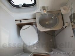 ADRIA SUNLIVING V 640 SLX LETTI GEMELLI VAN 2016 pieno