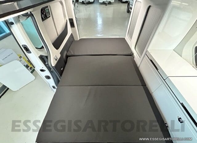 NOLEGGIO CAMPER PURO VAN POPUP WEBASTO 5 LETTO 4 VIAGGIO 499 cm pieno