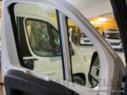 NOLEGGIO CAMPER PURO VAN LETTI GEMELLI 4 VIAGGIO 636 cm pieno