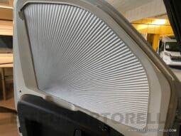 NOLEGGIO CAMPER PURO VAN LETTI GEMELLI 4 VIAGGIO 636 cm pieno