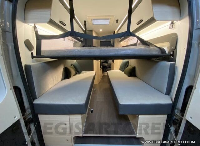 NOLEGGIO CAMPER PURO VAN LETTI GEMELLI 4 VIAGGIO 636 cm pieno