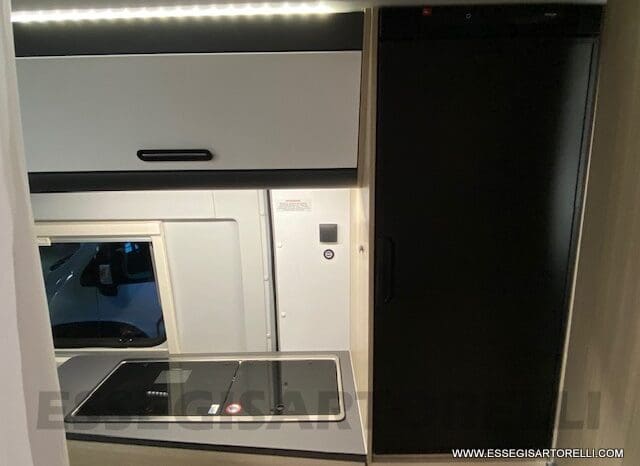 NOLEGGIO CAMPER PURO VAN LETTI GEMELLI 4 VIAGGIO 636 cm pieno