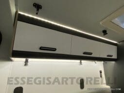 NOLEGGIO CAMPER PURO VAN LETTI GEMELLI 4 VIAGGIO 636 cm pieno