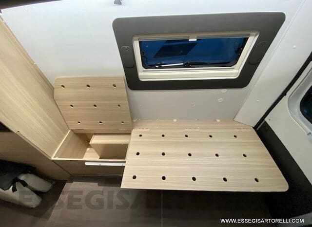 NOLEGGIO CAMPER PURO VAN LETTI GEMELLI 4 VIAGGIO 636 cm pieno