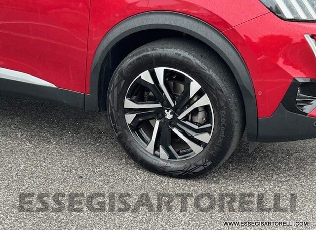 PEUGEOT NEW 2008 GT AUTOMATICA FULL UNIPROPRIETARIO 2022 TETTO PANORAMICO GANCIO TRAINO pieno