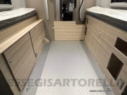 ADRIA TWIN PLUS 640 SGX 636 CM 35 HEAVY SKYROOOF WEBASTO 2024 ARTENSE GREY METT pieno