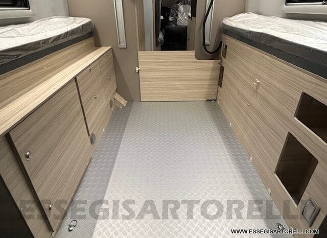 ADRIA TWIN PLUS 640 SGX 636 CM 35 HEAVY SKYROOOF WEBASTO 2024 ARTENSE GREY METT pieno