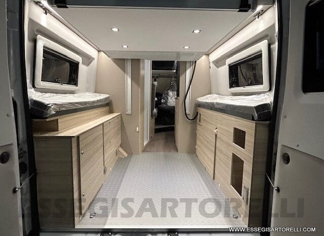 ADRIA TWIN PLUS 640 SGX 636 CM 35 HEAVY SKYROOOF WEBASTO 2024 ARTENSE GREY METT pieno