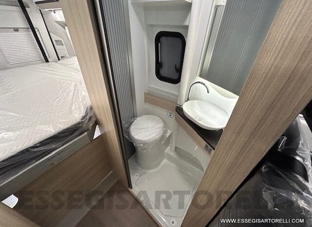 ADRIA TWIN PLUS 640 SGX 636 CM 35 HEAVY SKYROOOF WEBASTO 2024 ARTENSE GREY METT pieno