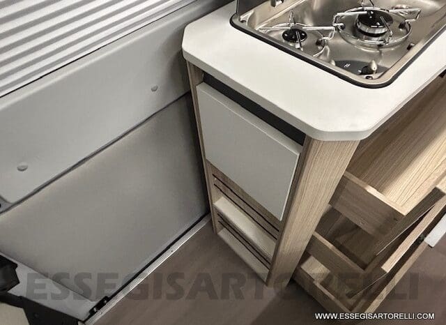 ADRIA TWIN PLUS 640 SGX 636 CM 35 HEAVY SKYROOOF WEBASTO 2024 ARTENSE GREY METT pieno