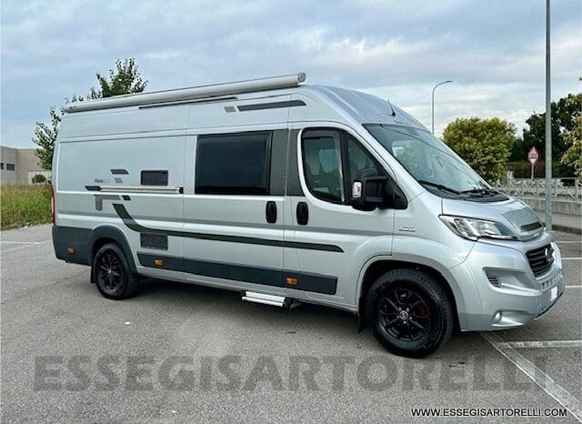 ADRIA SUNLIVING V 640 SLX LETTI GEMELLI VAN 2016 pieno