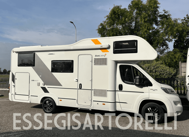 ADRIA SUNLIVING A 49 DP GARAGE 6 POSTI OMOLOGATI 2017 pieno