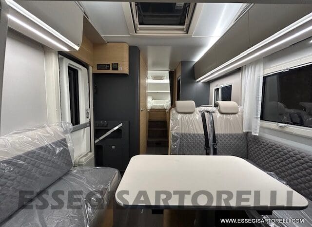 ADRIA NEW CORAL XL A 660 SL GAMMA 2025 LETTI GEMELLI NEW DUCATO MY 25 pieno